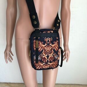 SprayGround Palace Of Sharks Purse Crossbody Bag Black/Gold Limited Edition!